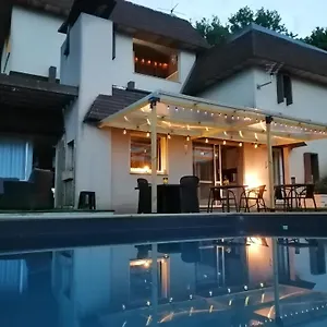 Lapausedegout Table D'hôtes Piscine Et Terrasse Maison d'hôtes Lachapelle-Auzac
